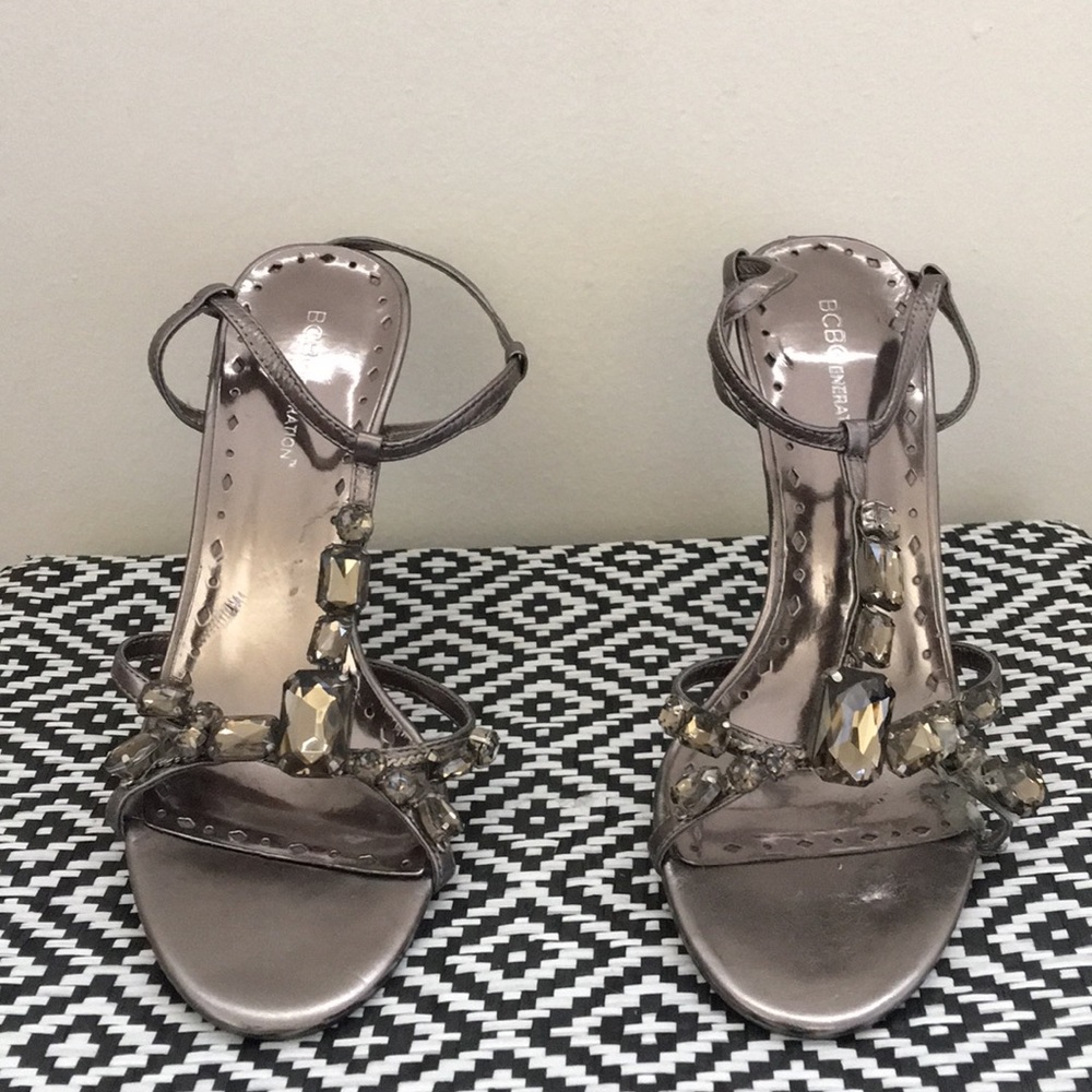 BCBG generation Heels